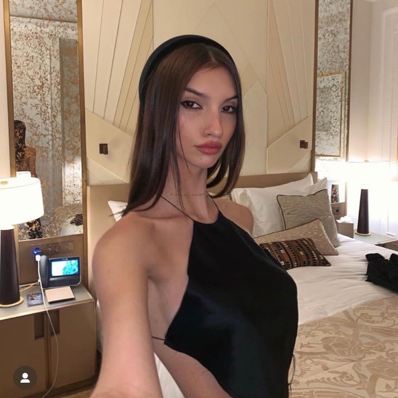 ARE YOU AM I SENNA SILK TOP- BLACK - Picture 7 of 11